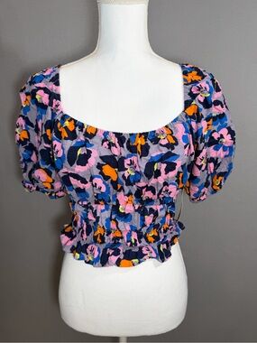 Smocked Puff-Sleeve Crop Top in Multi-Color Floral Peyton & Parker Small